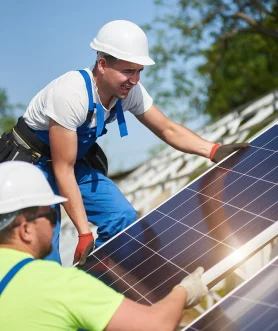 Accredited installers mounting commercial solar panels